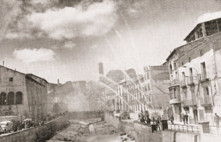 El servicio de bomberos de la DPZ cumple 50 años respondiendo a las emergencias que se producen en los municipios de la provincia.